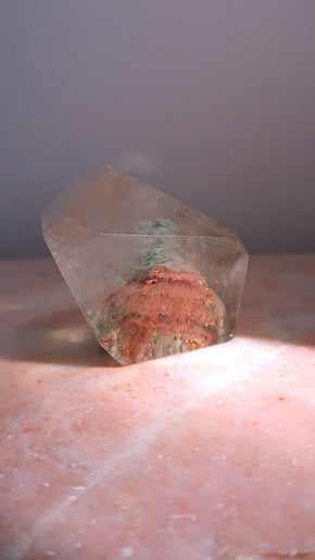 Premium Garden Quartz (Phantom detail)