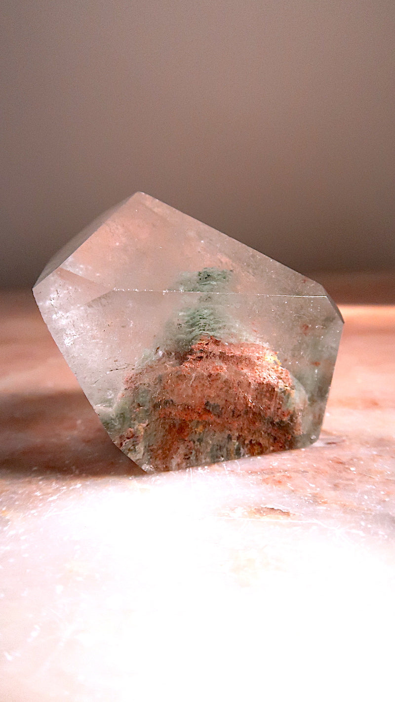 Premium Garden Quartz (Phantom detail)