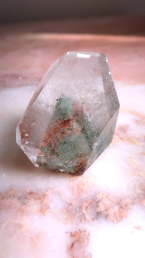 Premium Garden Quartz (Phantom detail)
