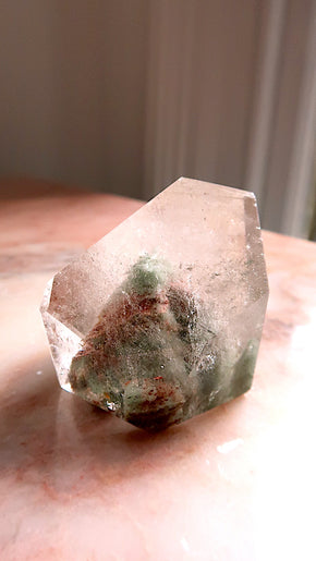 Premium Garden Quartz (Phantom detail)