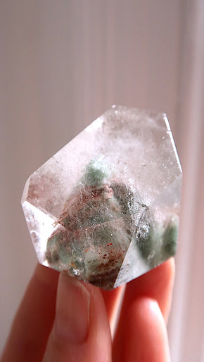 Premium Garden Quartz (Phantom detail)