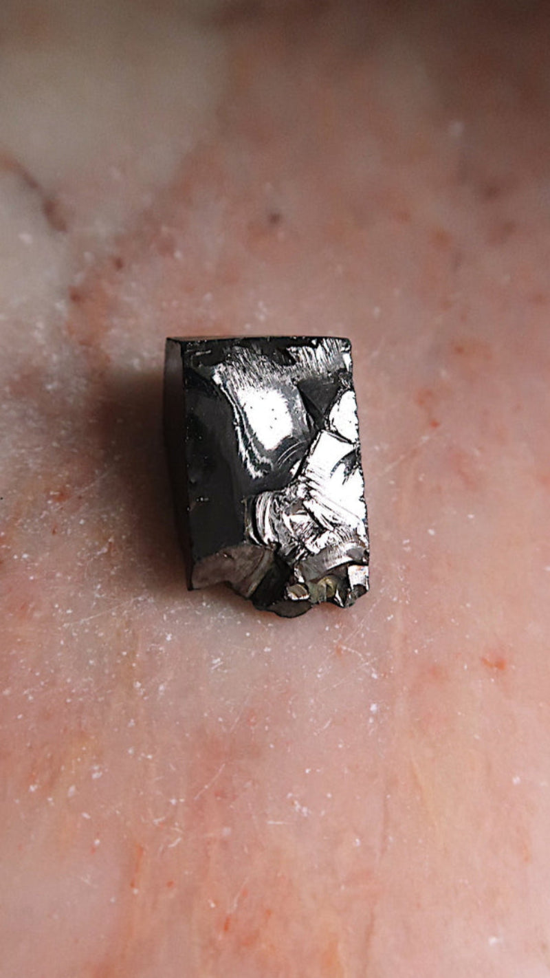 Premium Raw Shungite