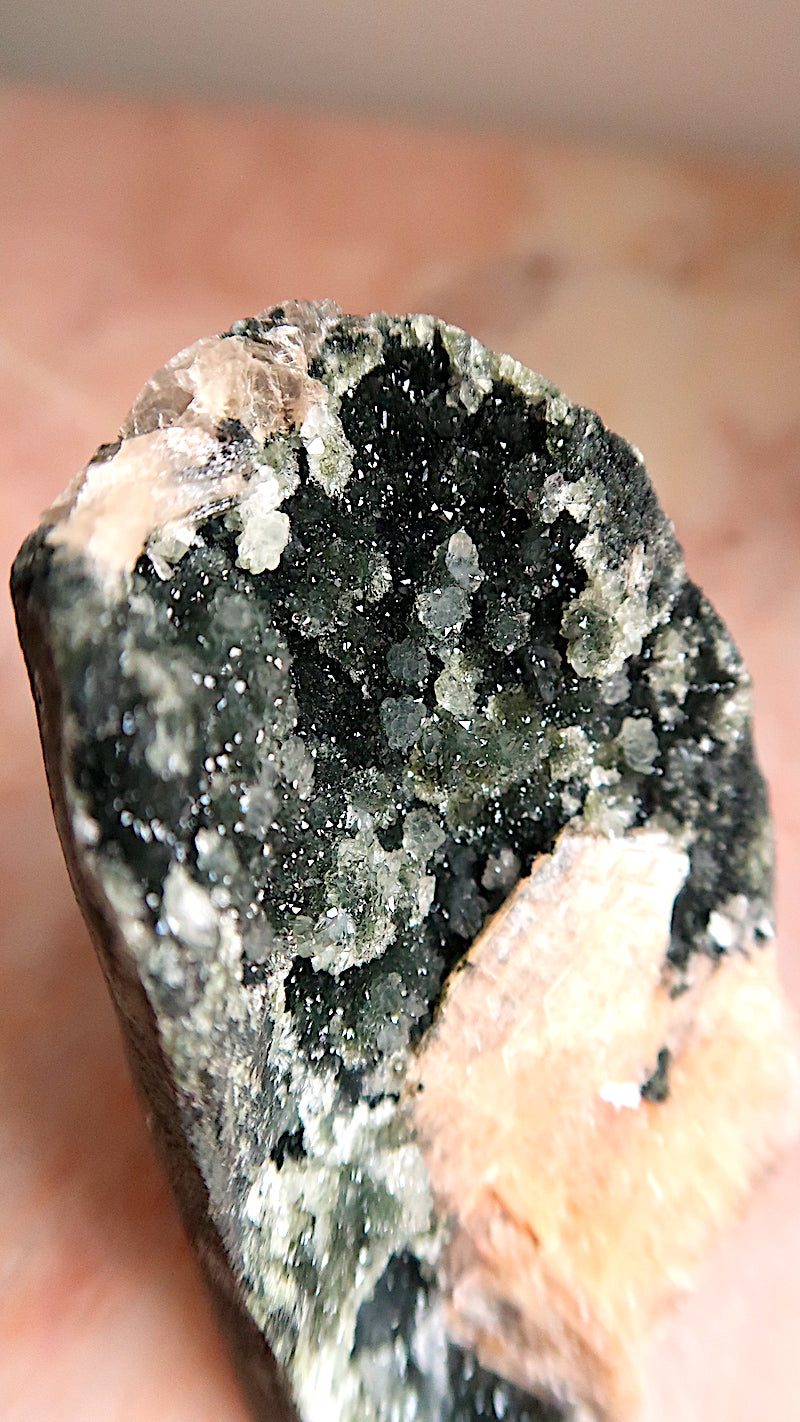 Special: Black Chalcedony & Stilbite