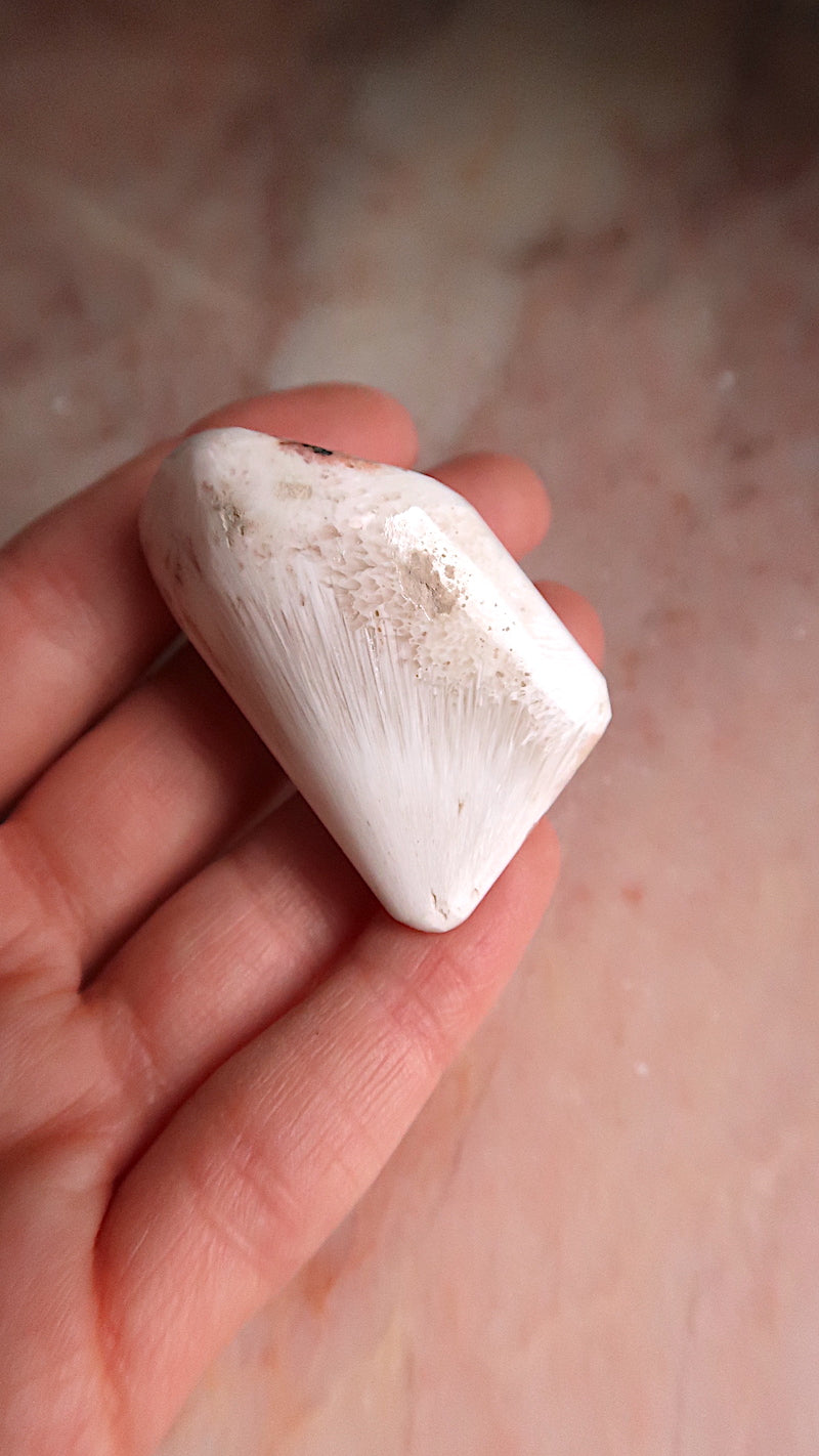 Scolecite Tumble