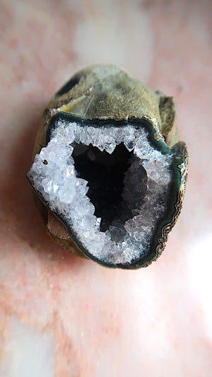 Raw Anhydrite Chunk