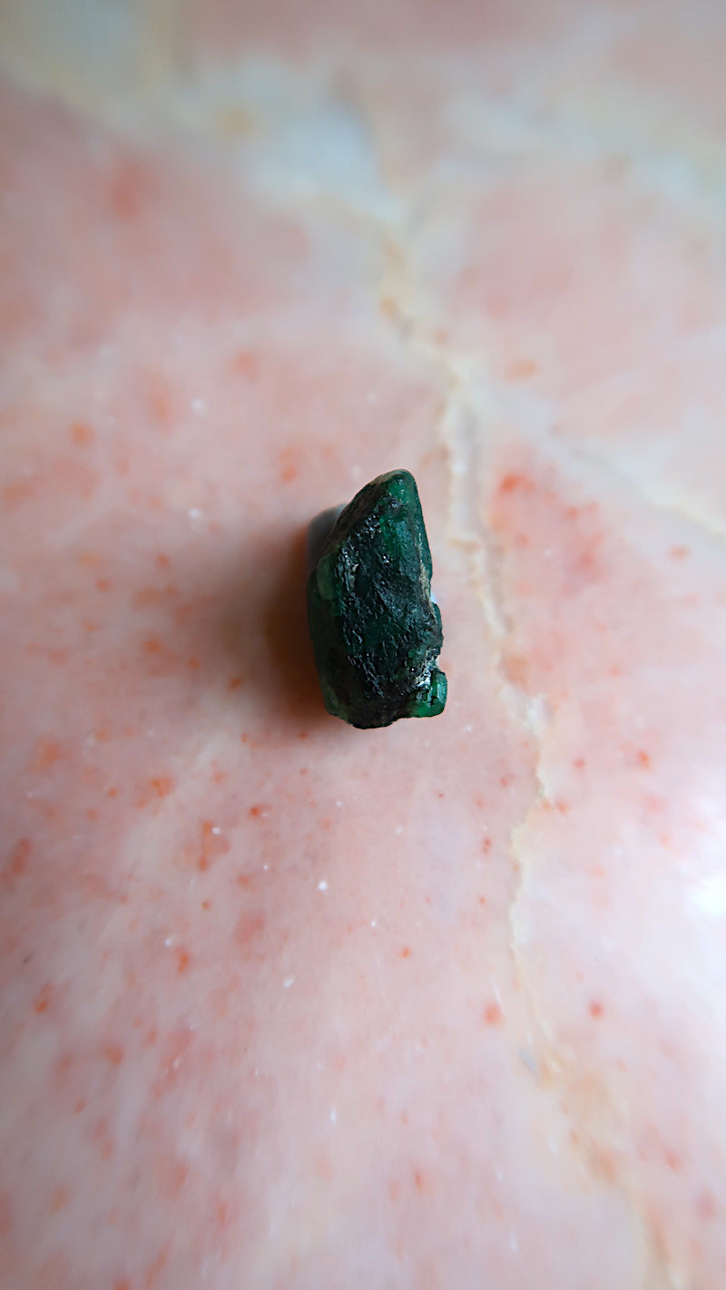 Small Premium Raw Emerald