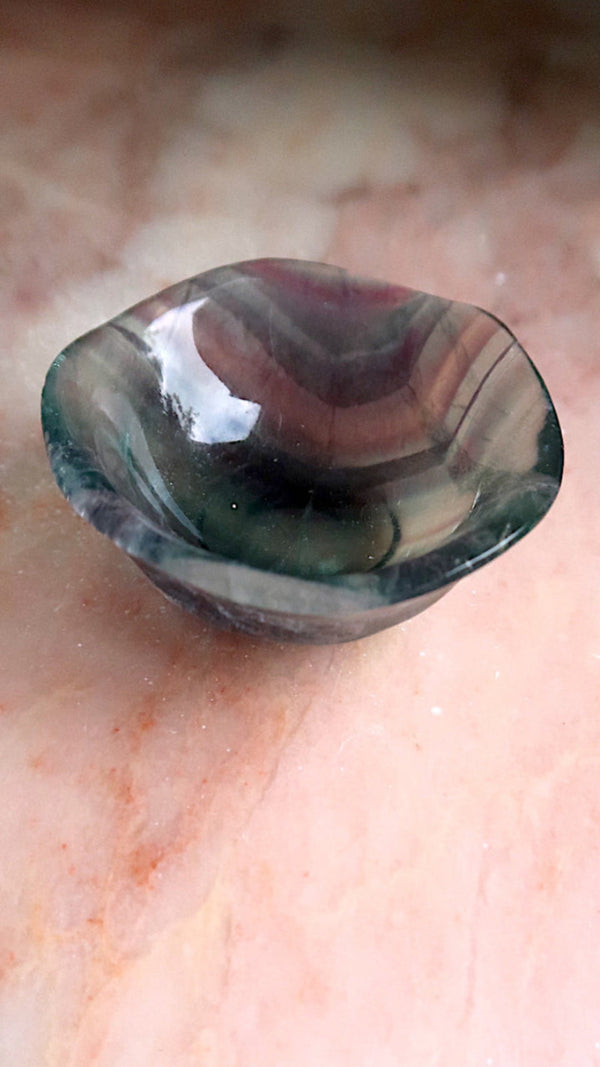 Fluorite Wavy Bowl