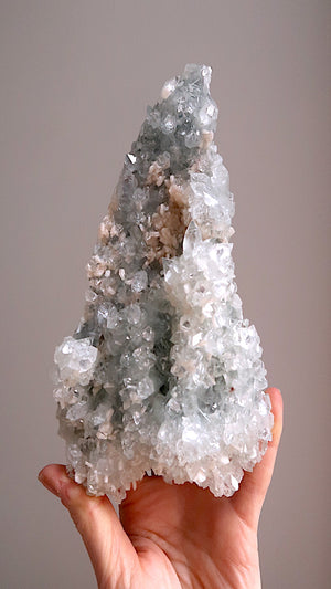 Special: Large Apophyllite Flowers & Stilbite