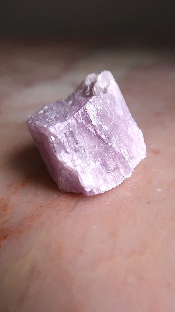 Raw Pink Kunzite