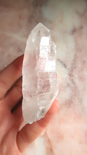 Clear Quartz With Self-Healing