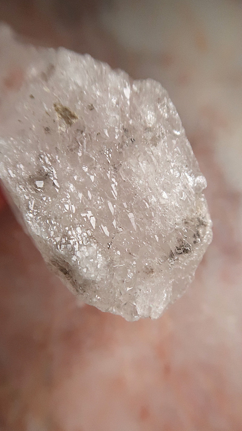 Clear Quartz With Self-Healing