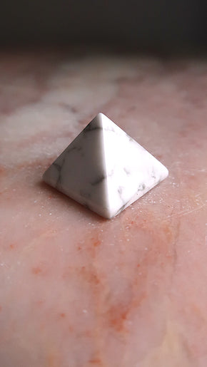 Howlite Pyramid