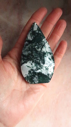 Moss Agate Teardrop Point