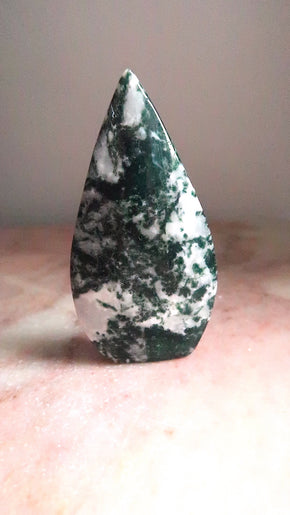 Moss Agate Teardrop Point