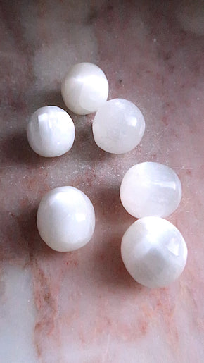Selenite Tumbles