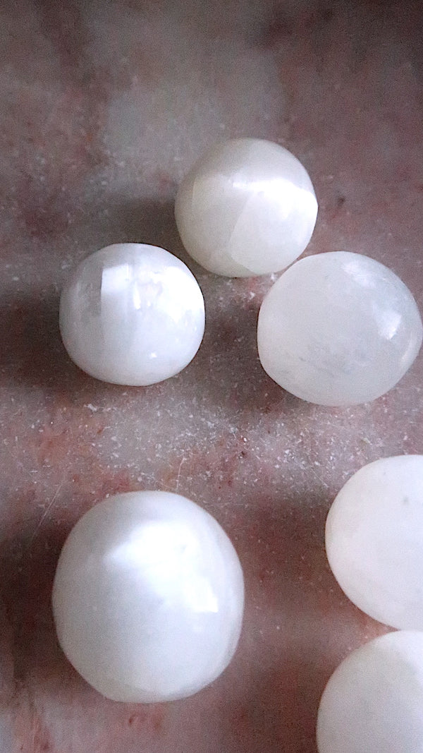 Selenite Tumbles