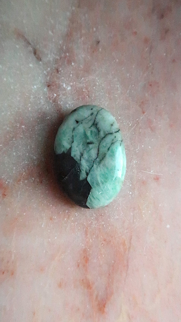 Emerald Palm Stone