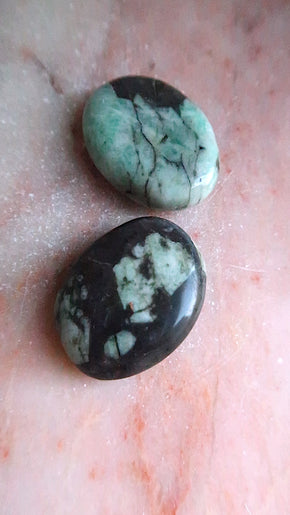 Emerald Palm Stone