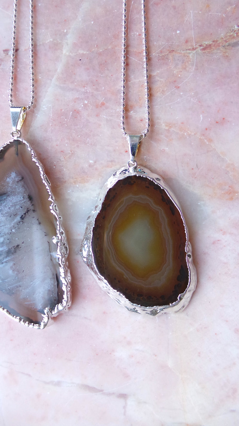 Natural Agate necklace (silver)