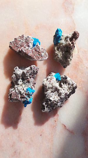 Raw Small Cavansite