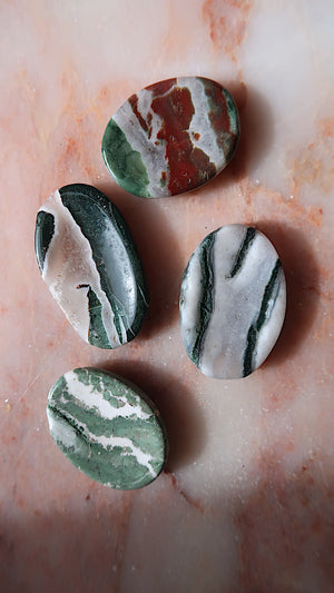 Green Sardonyx Palm Stone