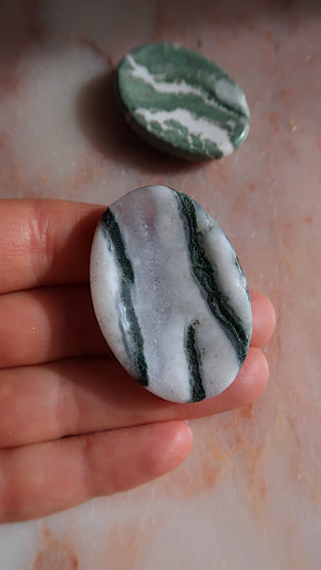 Green Sardonyx Palm Stone